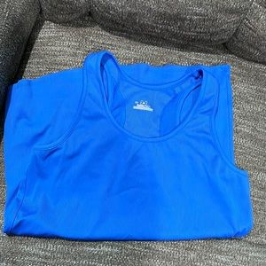 Under armour tank